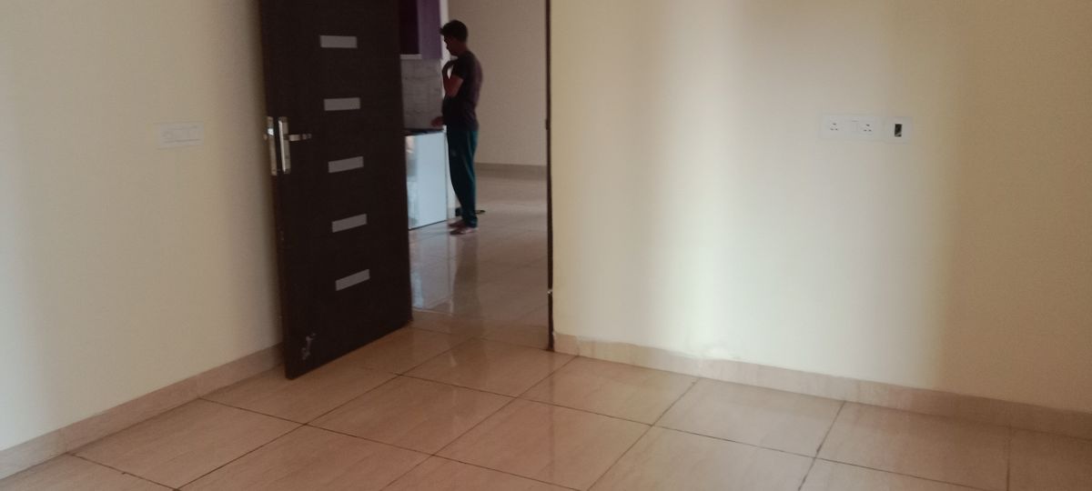 3 BHK 1850 Sq.Ft. Apartment in Gaur Sportswood