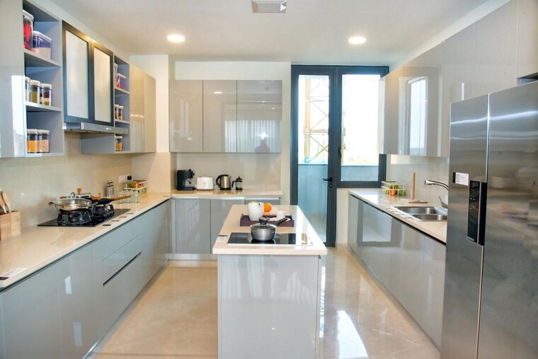 Kitchen, risland-sky-mansion 4 Bedroom 4000 Sq.Ft. Apartment In Chattarpur Delhi 10536851