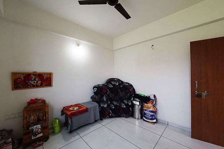 Room, shree-prayosha-residency 2 Bedroom 190 Sq.Yd. Apartment In Vinzol Ahmedabad 10536870