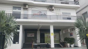  Showroom – Exterior View View at Aliganj Plaza, Aliganj - for Rent