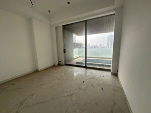 Room in 4 BHK Apartment at MJ 81 Aureate, Bandra West – for Sale