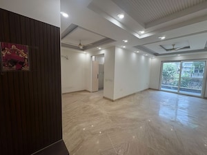 Room in 1 BHK Builder Floor at RWA Surya Vihar, Sector 21 – for Rent