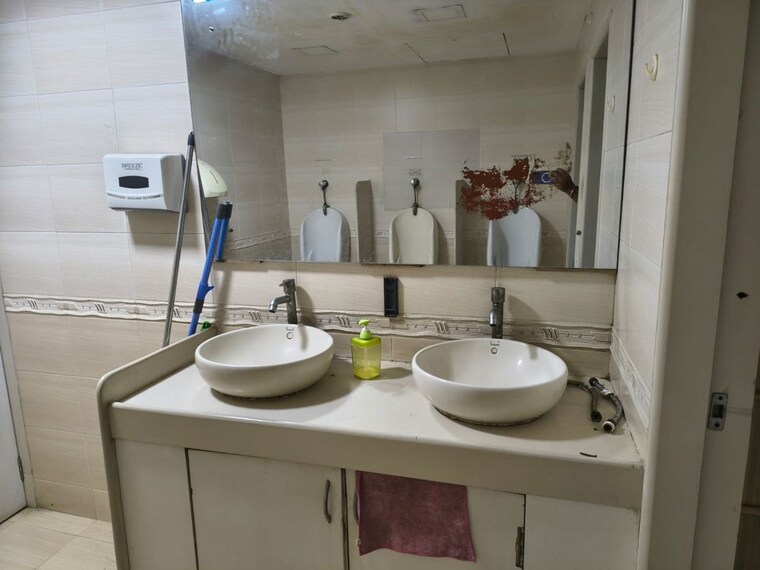 Team Area, palm-spring-centre Commercial Office Space 3000 Sq.Ft. In Malad West Mumbai 10536941