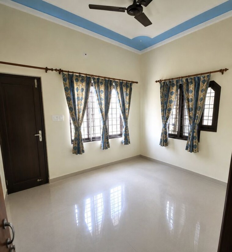Room, forest-view 2 Bedroom 400 Sq.Ft. Independent House In Dhaulas Dehradun 10522066