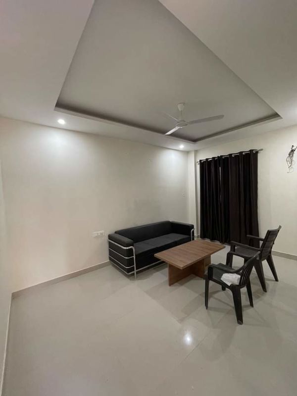 2 BHK + Prayer Room,Servant Room,Study Room,Extra Room,Store Room 1473 Sq.Ft. Independent House in Housing Board Colony Sector 7