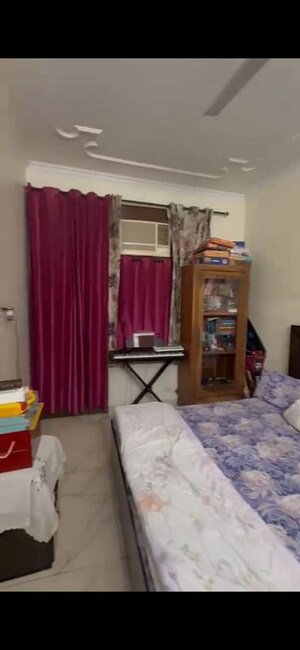 Room in 2 BHK Apartment at Sector 51 – for Sale