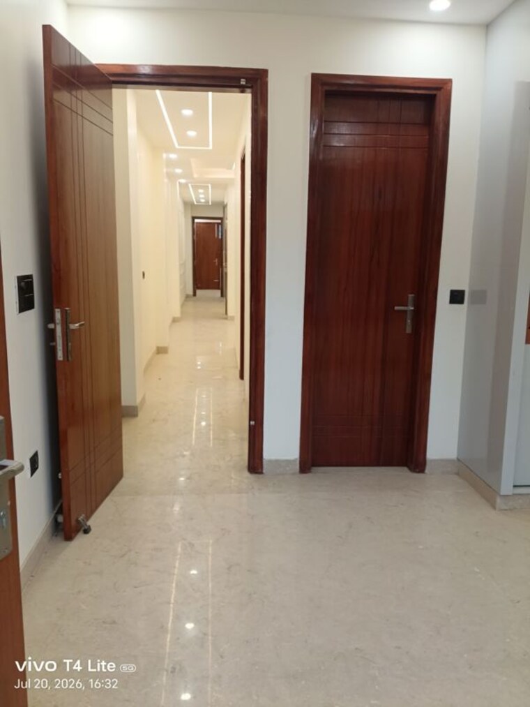 undefined, malviya nagar 3 Bedroom 130 Sq.Yd. Builder Floor In Malviya Nagar Delhi 10536965