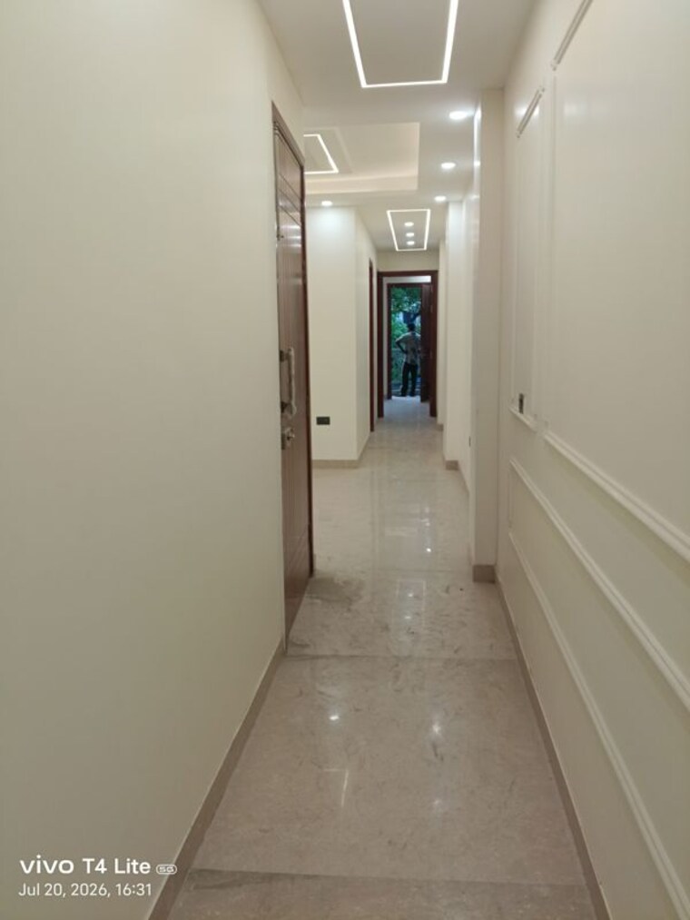 undefined, malviya nagar 3 Bedroom 130 Sq.Yd. Builder Floor In Malviya Nagar Delhi 10536965