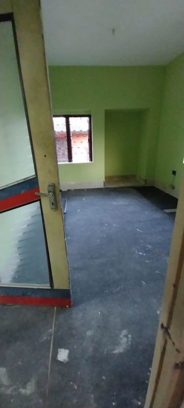Room, behala chowrasta Commercial Office Space 1801 Sq.Ft. In Behala Chowrasta Kolkata 10536960