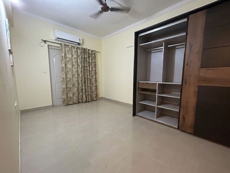 Room, mantri-global-heights 3 Bedroom 1730 Sq.Ft. Apartment In Whitefield Road Bangalore 10536973
