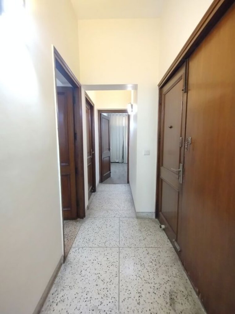 undefined, east of kailash 3 Bedroom 400 Sq.Yd. Builder Floor In East Of Kailash Delhi 10537001