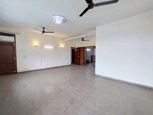 3 BHK Builder Floor For Rent in East Of Kailash