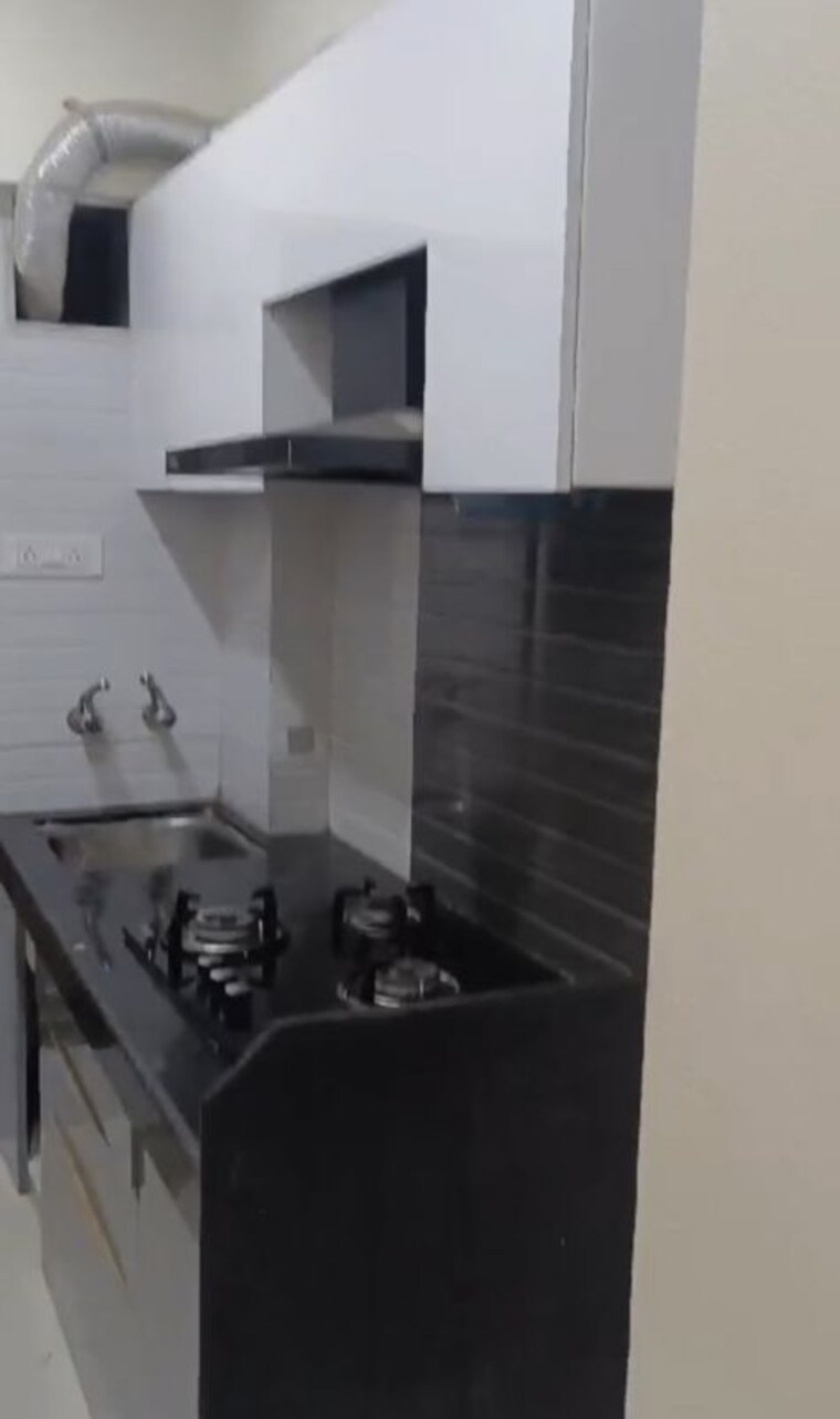 Kitchen, salasar-aangan 2 Bedroom 590 Sq.Ft. Apartment In Mira Road Thane 10537014