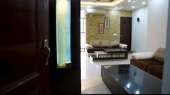 2 BHK Apartment For Rent in Paramount Symphony