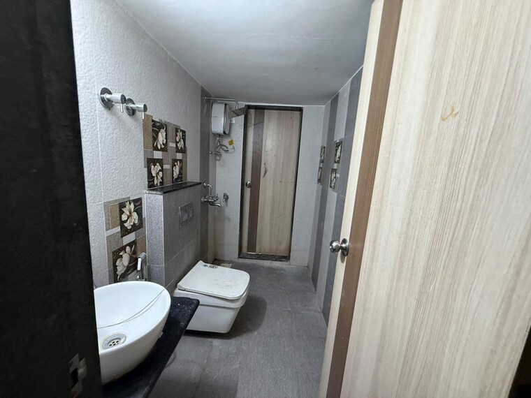 Bathroom, prakruti-heights-haware-city 2 Bedroom 600 Sq.Ft. Apartment In Haware City Thane 10537042