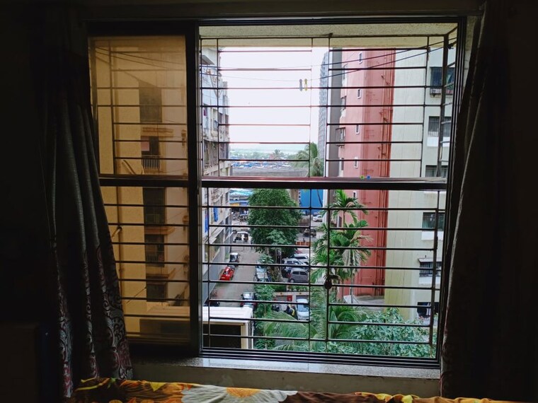 Room, shashtri nagar 2.5 Bedroom 712 Sq.Ft. Apartment In Shashtri Nagar Mumbai 10537047