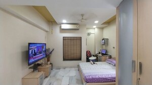Bedroom in 3 BHK Apartment at Hari Preet Apartment, Santacruz West – for Sale
