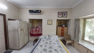 Bedroom in 3 BHK Apartment at Hari Preet Apartment, Santacruz West – for Sale