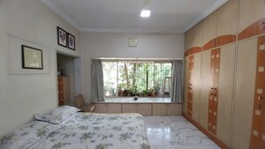 Bedroom in 3 BHK Apartment at Hari Preet Apartment, Santacruz West – for Sale