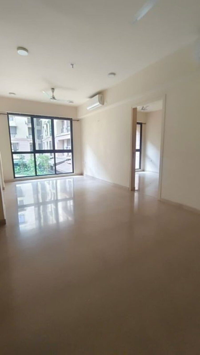 Room, lodha-sterling 3 Bedroom 1050 Sq.Ft. Apartment In Kolshet Road Thane 10537044