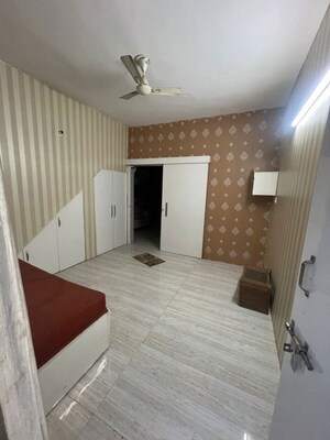 Room in 1 BHK Apartment at Sector 48 – for Rent