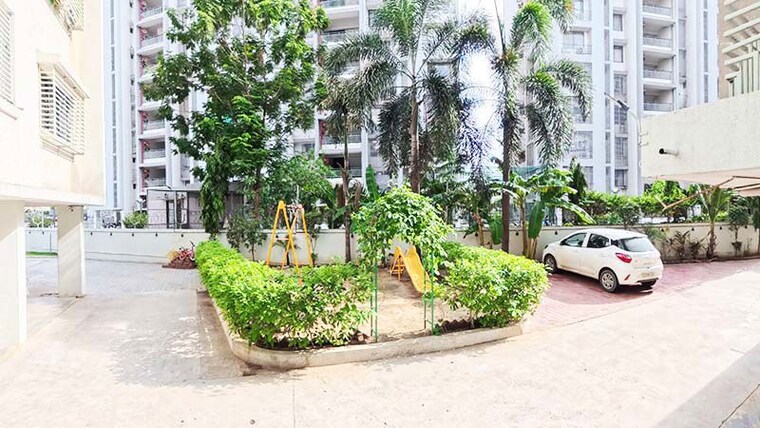 Garden, gota 2 Bedroom 138 Sq.Yd. Apartment In Gota Ahmedabad 10537074