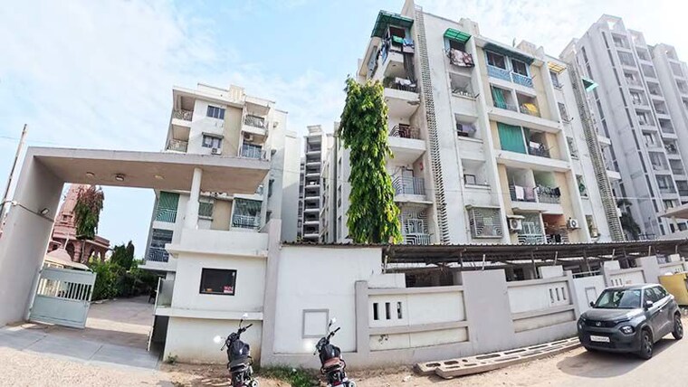 Exterior View, gota 2 Bedroom 138 Sq.Yd. Apartment In Gota Ahmedabad 10537074