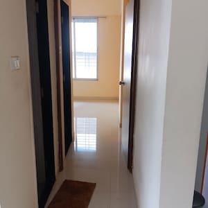  1 BHK Apartment at Topiwala CHS, Goregaon West – for Sale