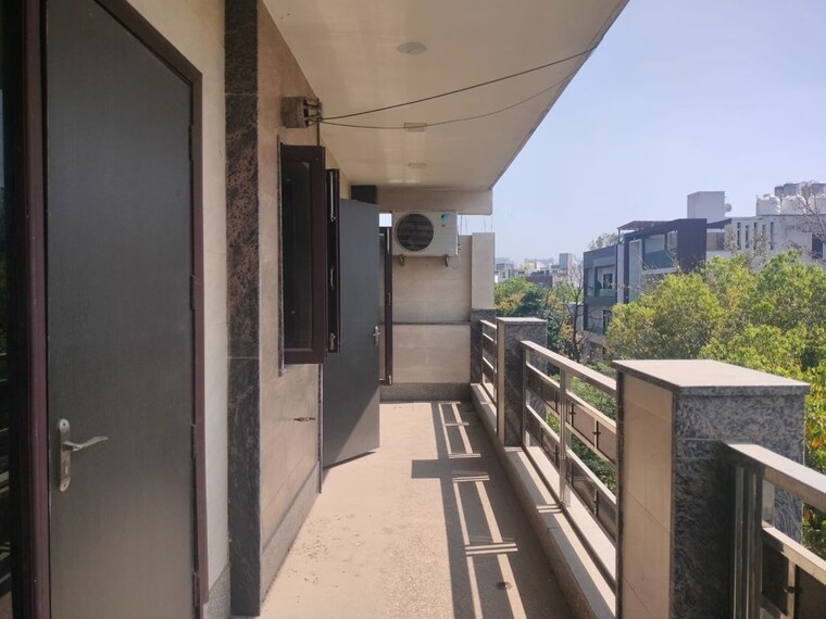 Balcony, ansal-sushant-lok-i 3 Bedroom 215 Sq.Yd. Builder Floor In Sector 43 Gurgaon 10537100