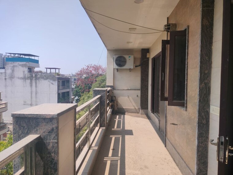 Balcony, ansal-sushant-lok-i 3 Bedroom 215 Sq.Yd. Builder Floor In Sector 43 Gurgaon 10537100
