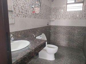 Bathroom in 3 BHK Builder Floor at Ansal Sushant Lok I, Sector 43 – for Rent
