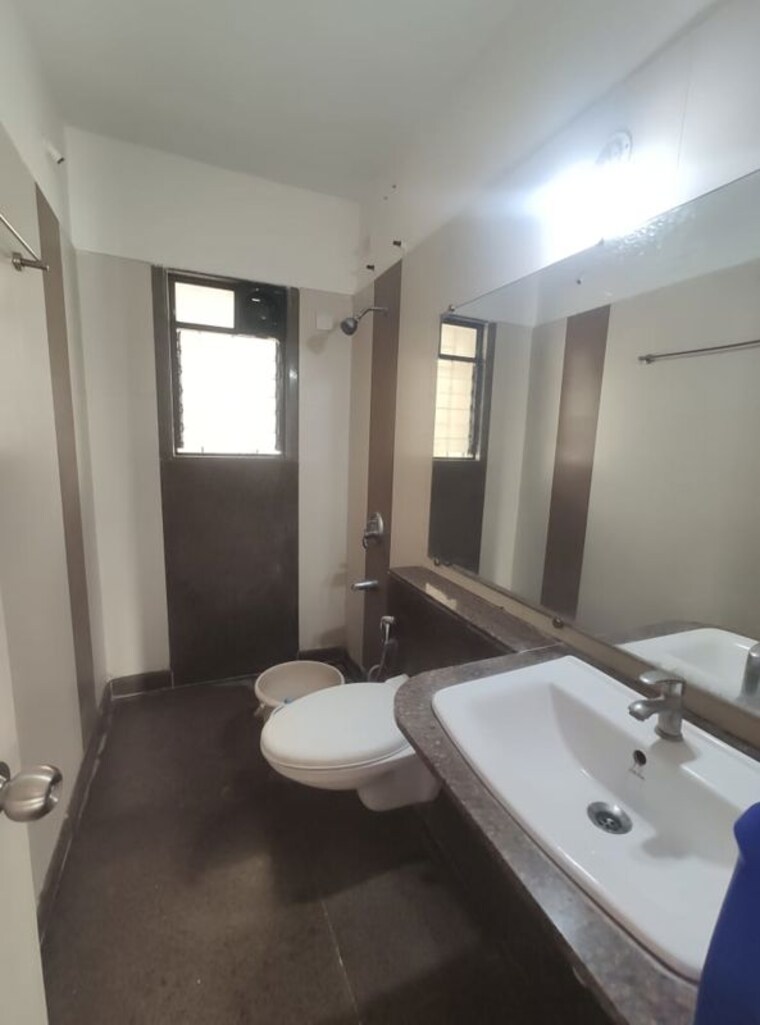 Team Area, kalpataru-splendour 3 Bedroom 1100 Sq.Ft. Apartment In Wakad Pune 10537091