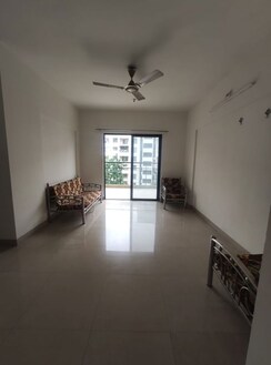 3 BHK + Study Room Apartment For Sale in Kalpataru Splendour