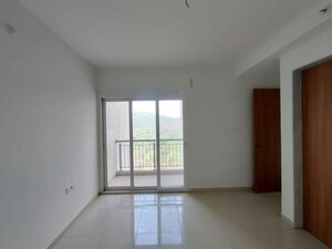 2 BHK Apartment For Rent in Godrej Emerald, Ghodbunder Road