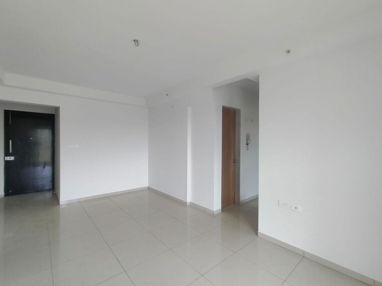 Room, godrej-emerald 2 Bedroom 600 Sq.Ft. Apartment In Ghodbunder Road Thane 10537122