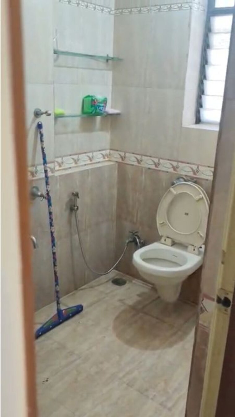 Bathroom, luv-kush-tower 2 Bedroom 910 Sq.Ft. Apartment In Chembur Mumbai 10537120