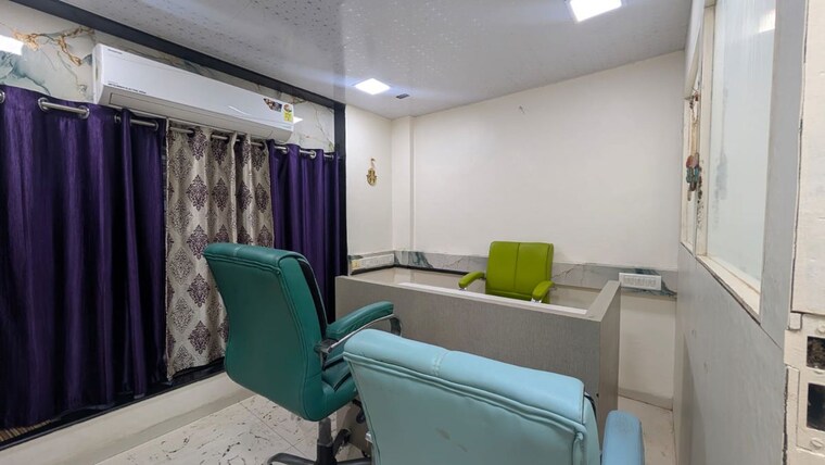 Team Area, royal-palms Commercial Office Space 300 Sq.Ft. In Goregaon East Mumbai 10537129