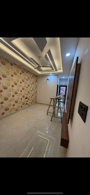 Room in 6+ BHK Independent House at Chandigarh Airport – for Sale