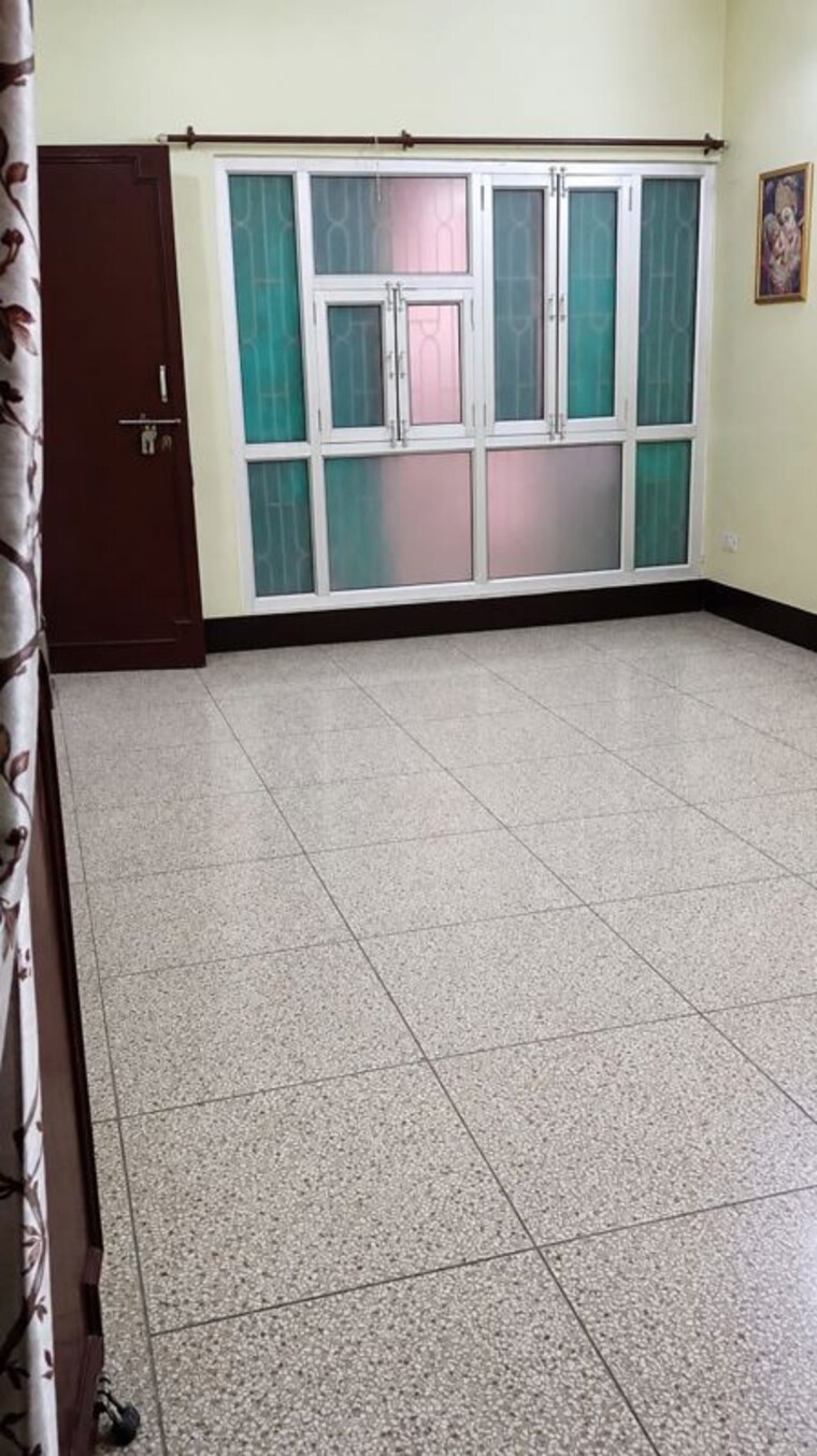 Room, aliganj-plaza 3 Bedroom 1800 Sq.Ft. Independent House In Aliganj Lucknow 10537172
