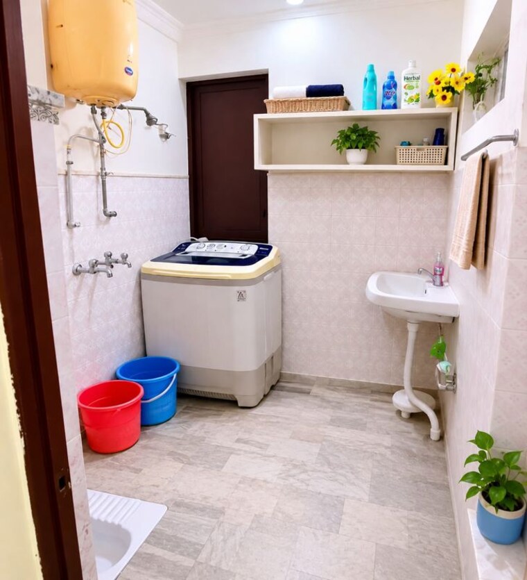 Team Area, aliganj-plaza 3 Bedroom 1800 Sq.Ft. Independent House In Aliganj Lucknow 10537172