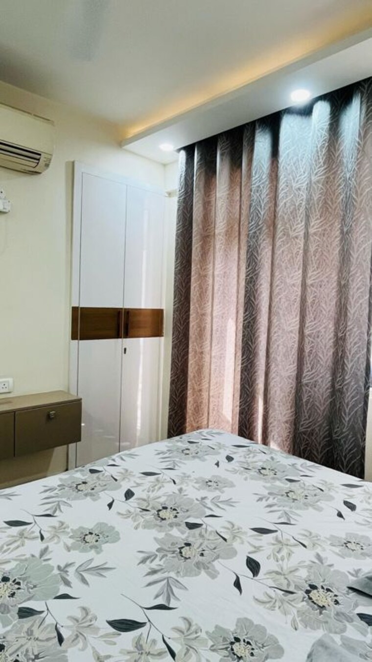 Bedroom, mrg-the-balcony 2 Bedroom 990 Sq.Ft. Apartment In Sector 93 Gurgaon 10537153