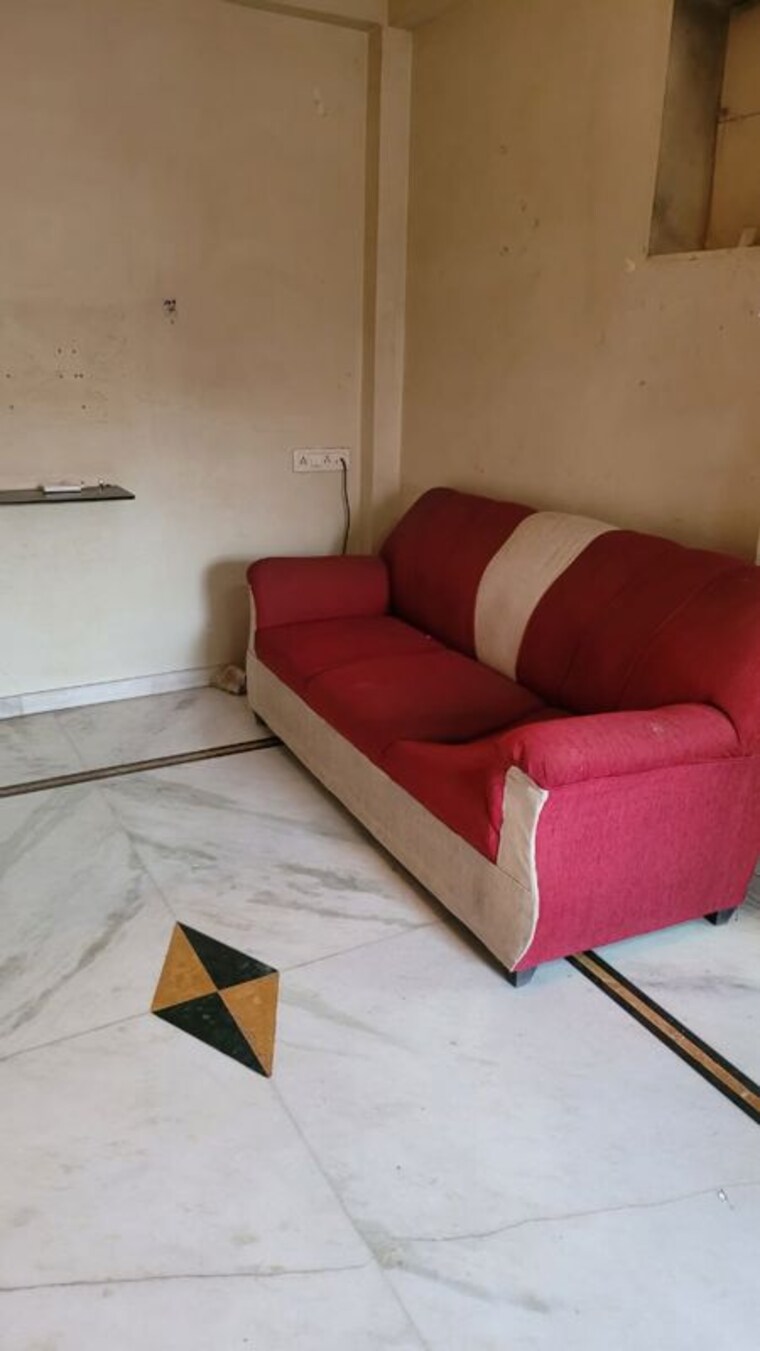 Living Room, muktai-chs 1 Bedroom 450 Sq.Ft. Apartment In Sion Mumbai 10537130