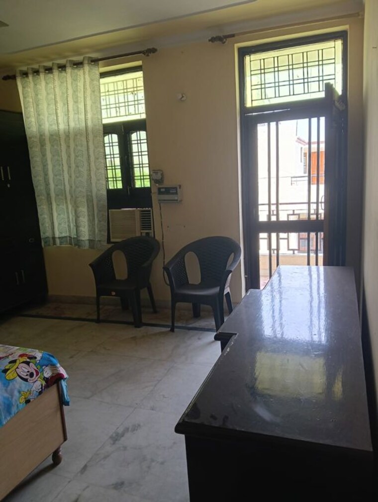 Living Room, unitech-infospace 2 Bedroom 2200 Sq.Ft. Builder Floor In Sector 21 Gurgaon 10537180