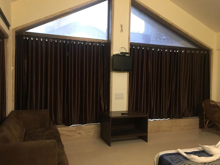 Team Area, clover-village 4 Bedroom 1850 Sq.Ft. Apartment In Wanowrie Pune 10537173