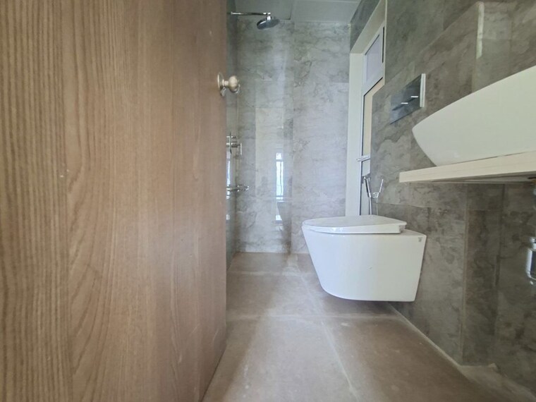 Bathroom, dosti-tulip 2 Bedroom 661 Sq.Ft. Apartment In Balkum Pada Thane 10537200