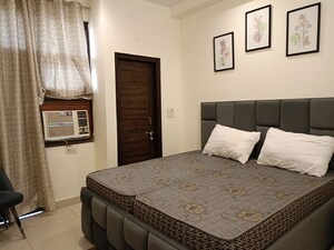 Bedroom in 3 BHK Builder Floor at Sai Kunj New Palam  vihar, New Palam Vihar Phase 3 – for Rent