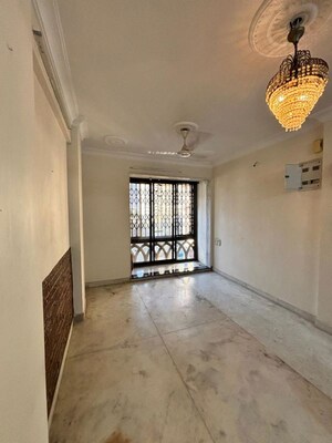 2 BHK Apartment For Rent in Dadar West