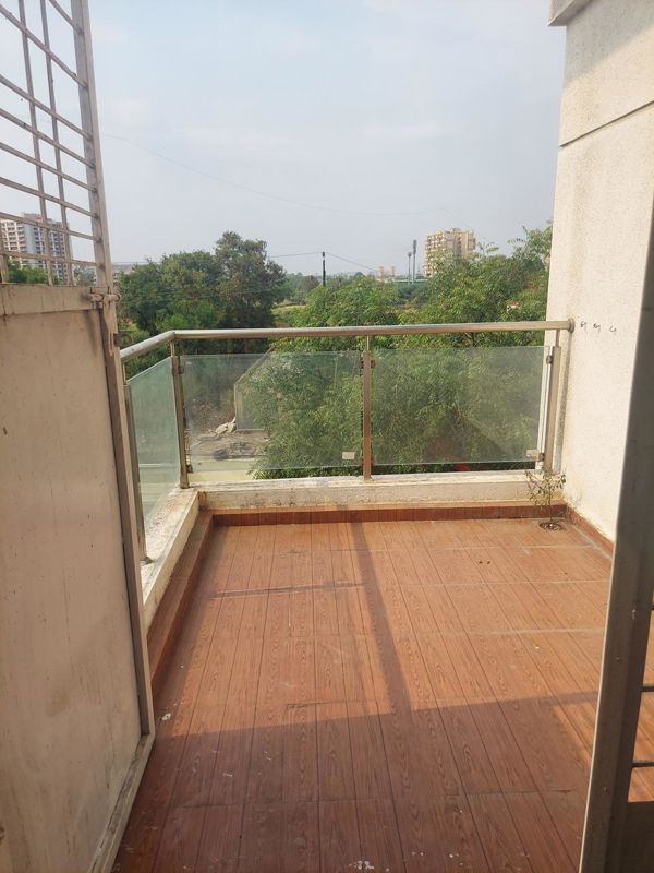 2 BHK 780 Sq.Ft. Apartment in Vertical Alcinia