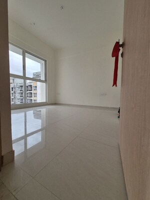 Room in 3 BHK Apartment at Bokhara Orient Hill View, Mohammadwadi – for Sale