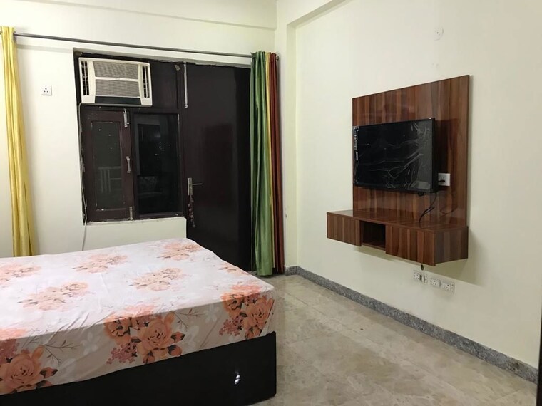 Bedroom, craft-destination-43 3 Bedroom 215 Sq.Yd. Builder Floor In Sector 43 Gurgaon 10537222